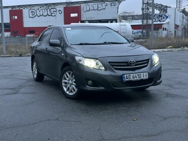 Серый Тойота Королла, объемом двигателя 1.6 л и пробегом 298 тыс. км за 5399 $, фото 1 на Automoto.ua