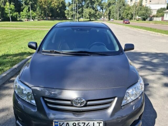 Сірий Тойота Королла, об'ємом двигуна 1.6 л та пробігом 107 тис. км за 161 $, фото 1 на Automoto.ua