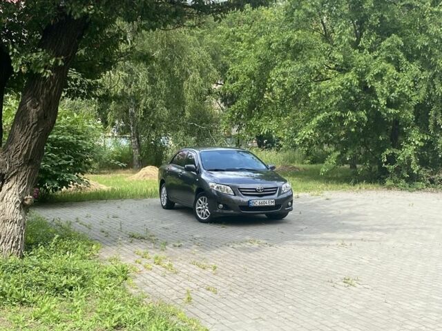 Серый Тойота Королла, объемом двигателя 1.6 л и пробегом 250 тыс. км за 6700 $, фото 1 на Automoto.ua