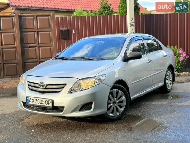 Сірий Тойота Королла, об'ємом двигуна 1.8 л та пробігом 225 тис. км за 5900 $, фото 1 на Automoto.ua