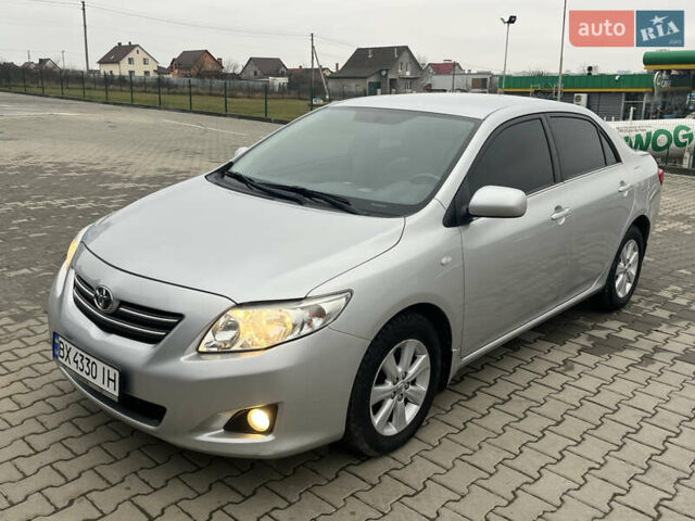 Серый Тойота Королла, объемом двигателя 1.8 л и пробегом 135 тыс. км за 7950 $, фото 1 на Automoto.ua