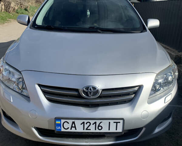 Сірий Тойота Королла, об'ємом двигуна 1.6 л та пробігом 187 тис. км за 8500 $, фото 1 на Automoto.ua