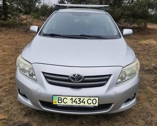 Серый Тойота Королла, объемом двигателя 1.6 л и пробегом 193 тыс. км за 7000 $, фото 1 на Automoto.ua