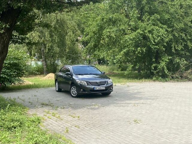 Серый Тойота Королла, объемом двигателя 1.6 л и пробегом 250 тыс. км за 6600 $, фото 1 на Automoto.ua