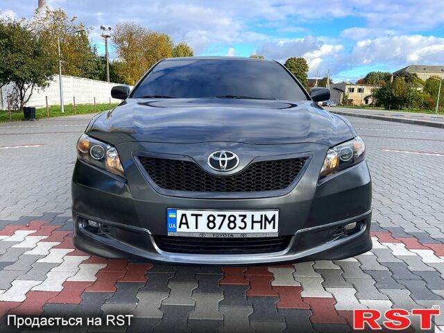 Сірий Тойота Королла, об'ємом двигуна 2.4 л та пробігом 250 тис. км за 5950 $, фото 1 на Automoto.ua