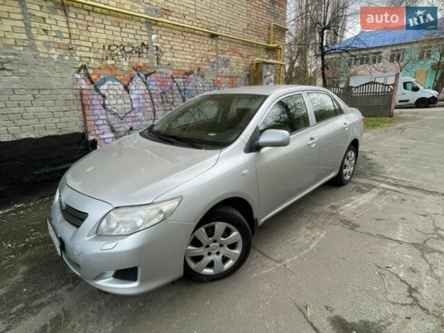 Сірий Тойота Королла, об'ємом двигуна 1.6 л та пробігом 266 тис. км за 5600 $, фото 1 на Automoto.ua