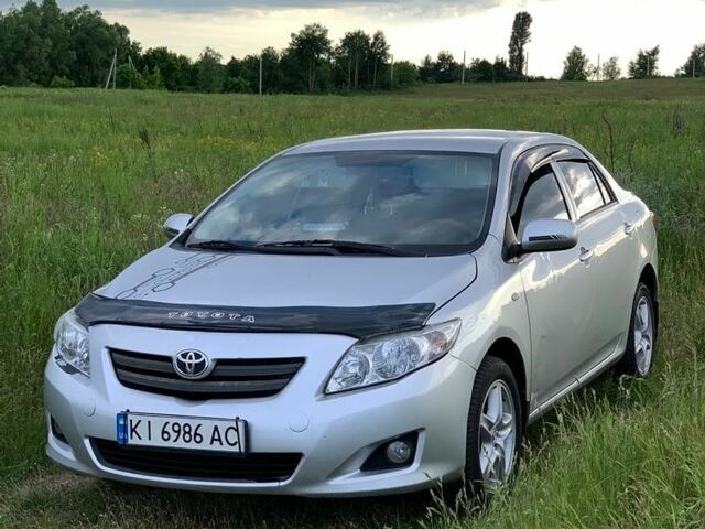 Сірий Тойота Королла, об'ємом двигуна 1.6 л та пробігом 290 тис. км за 5800 $, фото 1 на Automoto.ua