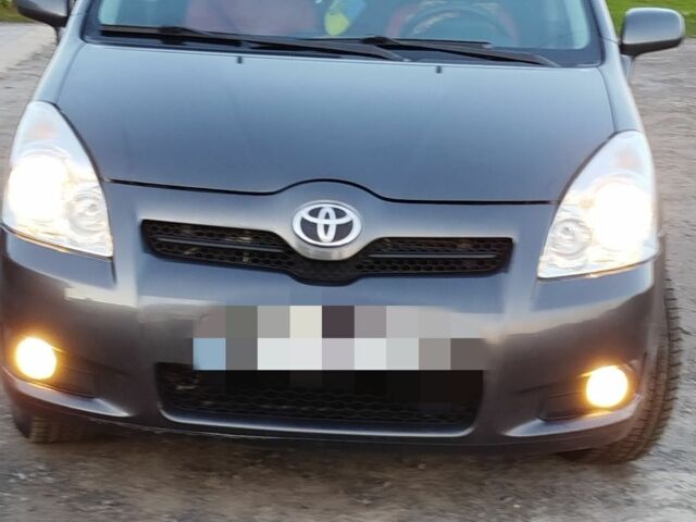 Серый Тойота Королла, объемом двигателя 0 л и пробегом 280 тыс. км за 7100 $, фото 1 на Automoto.ua