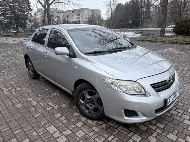 Серый Тойота Королла, объемом двигателя 1.6 л и пробегом 240 тыс. км за 5999 $, фото 1 на Automoto.ua