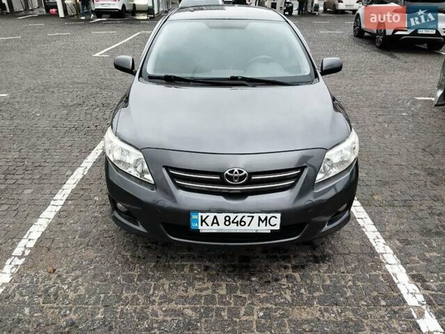 Серый Тойота Королла, объемом двигателя 1.6 л и пробегом 245 тыс. км за 7000 $, фото 1 на Automoto.ua