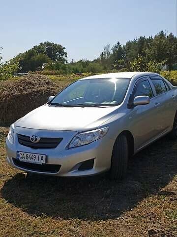 Серый Тойота Королла, объемом двигателя 1.6 л и пробегом 142 тыс. км за 7000 $, фото 1 на Automoto.ua