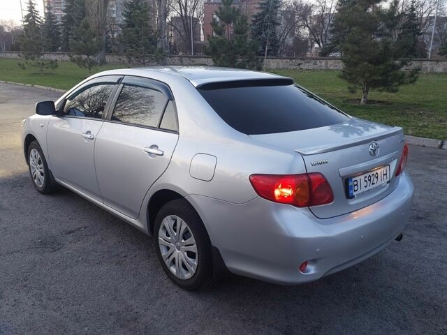 Серый Тойота Королла, объемом двигателя 1.6 л и пробегом 236 тыс. км за 7300 $, фото 1 на Automoto.ua