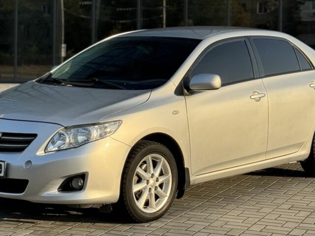 Сірий Тойота Королла, об'ємом двигуна 1.6 л та пробігом 320 тис. км за 4550 $, фото 1 на Automoto.ua