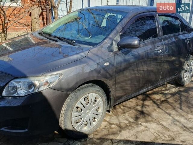 Серый Тойота Королла, объемом двигателя 1.6 л и пробегом 235 тыс. км за 6255 $, фото 1 на Automoto.ua