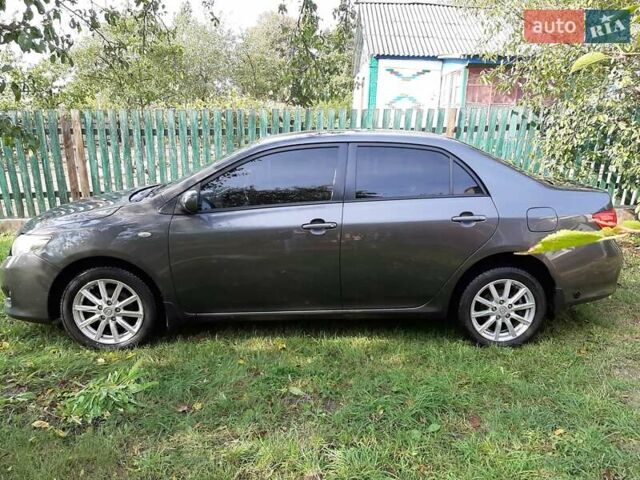 Серый Тойота Королла, объемом двигателя 1.6 л и пробегом 285 тыс. км за 6700 $, фото 1 на Automoto.ua