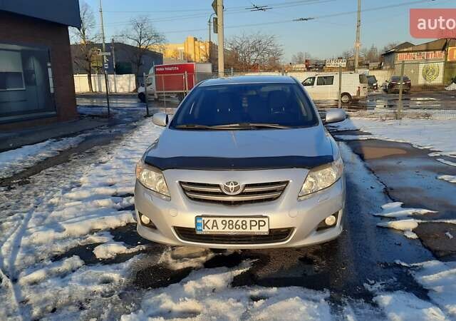 Сірий Тойота Королла, об'ємом двигуна 1.6 л та пробігом 215 тис. км за 7700 $, фото 1 на Automoto.ua