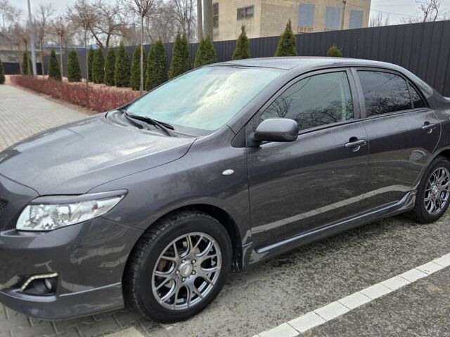 Сірий Тойота Королла, об'ємом двигуна 1.6 л та пробігом 304 тис. км за 7900 $, фото 1 на Automoto.ua