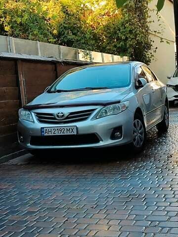 Серый Тойота Королла, объемом двигателя 1.33 л и пробегом 169 тыс. км за 7500 $, фото 1 на Automoto.ua