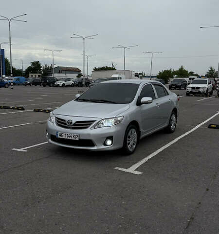 Серый Тойота Королла, объемом двигателя 1.6 л и пробегом 177 тыс. км за 10300 $, фото 1 на Automoto.ua