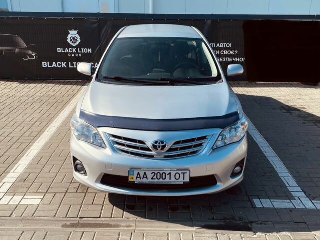 Серый Тойота Королла, объемом двигателя 1.6 л и пробегом 268 тыс. км за 7600 $, фото 1 на Automoto.ua