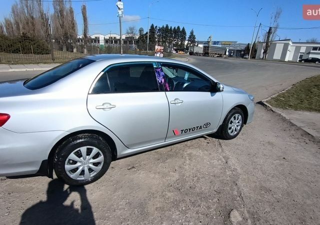 Серый Тойота Королла, объемом двигателя 1.3 л и пробегом 160 тыс. км за 7000 $, фото 1 на Automoto.ua