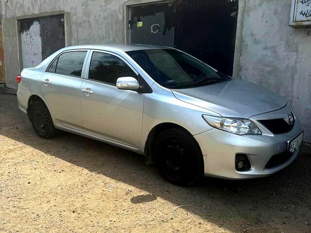 Сірий Тойота Королла, об'ємом двигуна 1.3 л та пробігом 223 тис. км за 4200 $, фото 1 на Automoto.ua