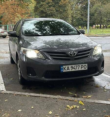 Серый Тойота Королла, объемом двигателя 1.33 л и пробегом 260 тыс. км за 7000 $, фото 1 на Automoto.ua