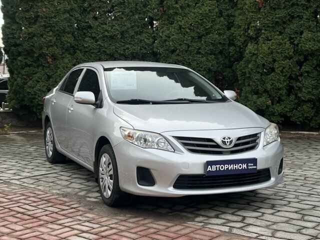 Серый Тойота Королла, объемом двигателя 1.6 л и пробегом 208 тыс. км за 8800 $, фото 1 на Automoto.ua