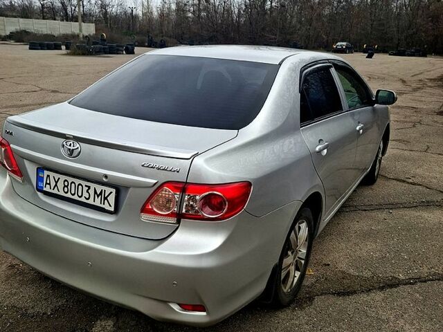 Сірий Тойота Королла, об'ємом двигуна 1.6 л та пробігом 230 тис. км за 7500 $, фото 1 на Automoto.ua