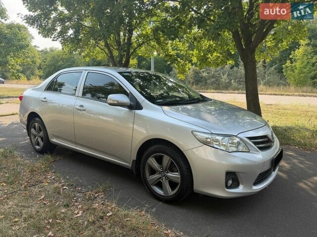 Сірий Тойота Королла, об'ємом двигуна 1.6 л та пробігом 117 тис. км за 12500 $, фото 1 на Automoto.ua