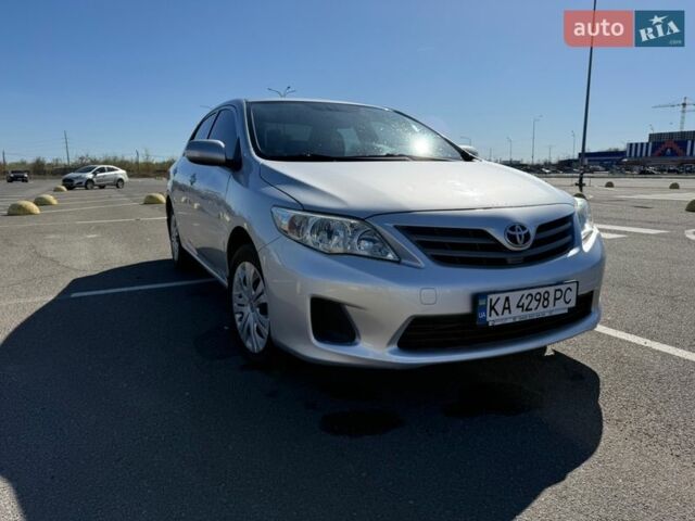 Сірий Тойота Королла, об'ємом двигуна 1.6 л та пробігом 224 тис. км за 8900 $, фото 1 на Automoto.ua