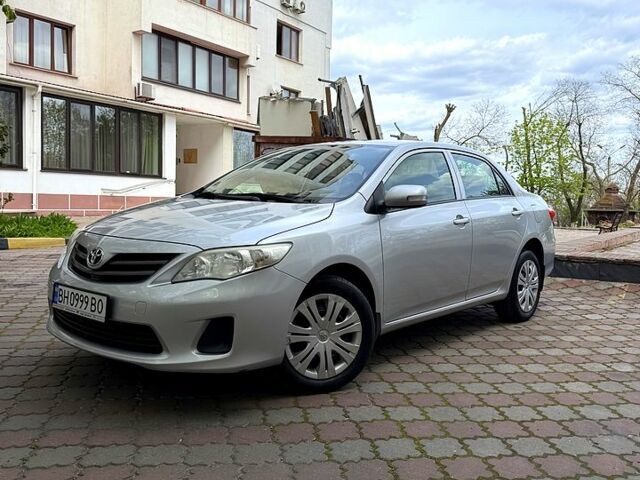 Серый Тойота Королла, объемом двигателя 1.6 л и пробегом 128 тыс. км за 10500 $, фото 1 на Automoto.ua