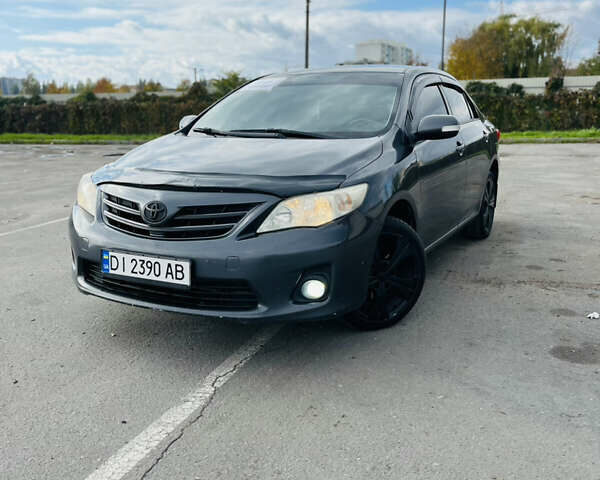 Серый Тойота Королла, объемом двигателя 1.6 л и пробегом 280 тыс. км за 7150 $, фото 1 на Automoto.ua