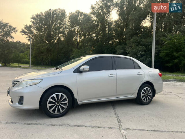 Сірий Тойота Королла, об'ємом двигуна 1.6 л та пробігом 234 тис. км за 8500 $, фото 1 на Automoto.ua