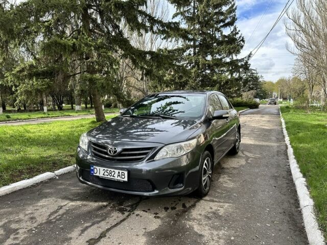 Серый Тойота Королла, объемом двигателя 1.3 л и пробегом 246 тыс. км за 4999 $, фото 1 на Automoto.ua