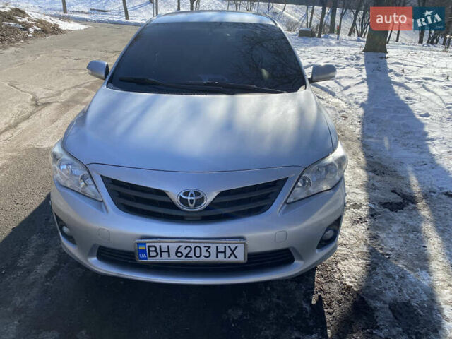 Сірий Тойота Королла, об'ємом двигуна 1.6 л та пробігом 189 тис. км за 9300 $, фото 1 на Automoto.ua