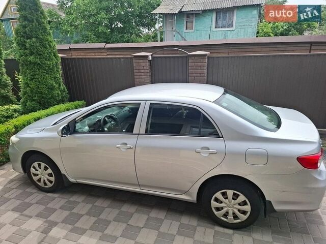 Сірий Тойота Королла, об'ємом двигуна 1.4 л та пробігом 273 тис. км за 7000 $, фото 1 на Automoto.ua