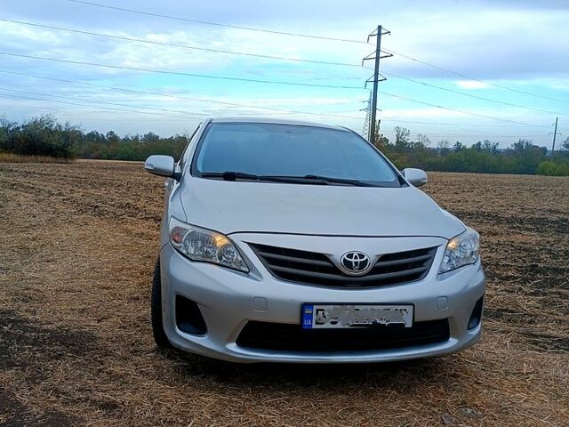 Серый Тойота Королла, объемом двигателя 1.3 л и пробегом 178 тыс. км за 6700 $, фото 1 на Automoto.ua