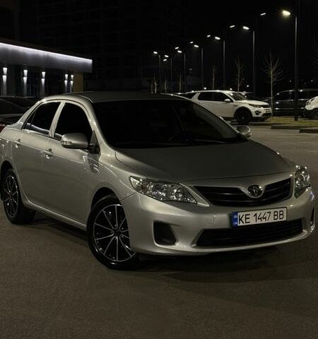 Серый Тойота Королла, объемом двигателя 1.6 л и пробегом 166 тыс. км за 11799 $, фото 1 на Automoto.ua