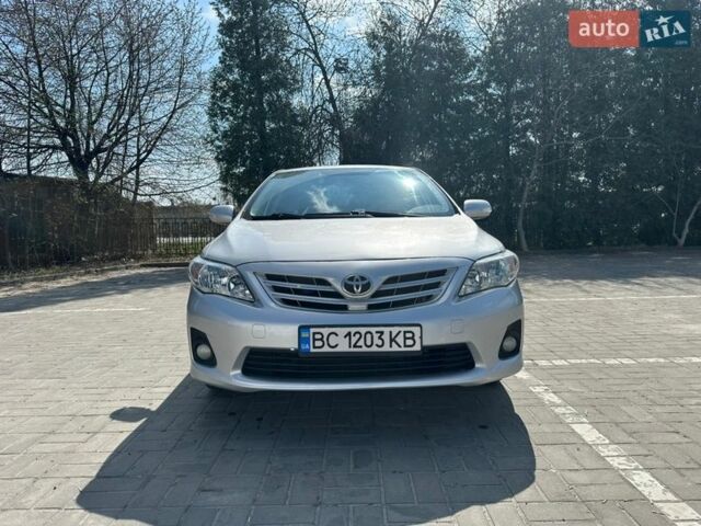 Серый Тойота Королла, объемом двигателя 1.6 л и пробегом 206 тыс. км за 10000 $, фото 1 на Automoto.ua