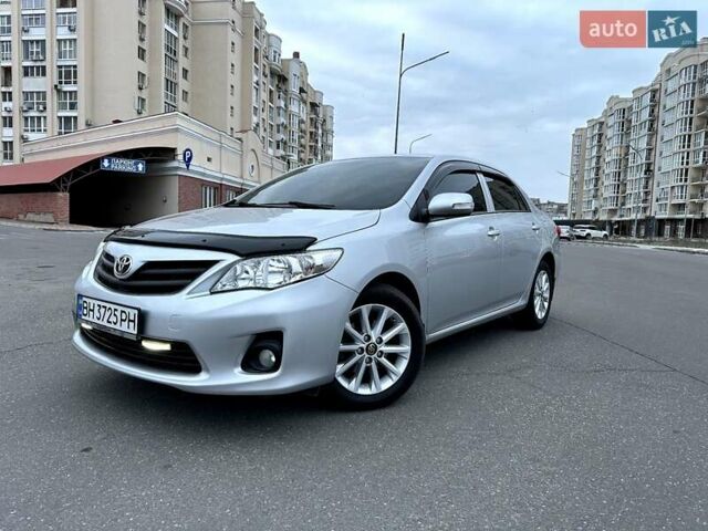 Серый Тойота Королла, объемом двигателя 1.6 л и пробегом 162 тыс. км за 10700 $, фото 1 на Automoto.ua