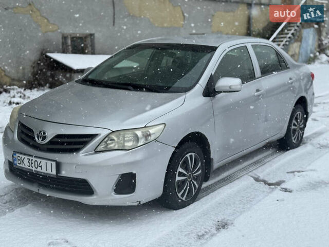 Серый Тойота Королла, объемом двигателя 1.33 л и пробегом 297 тыс. км за 5800 $, фото 1 на Automoto.ua