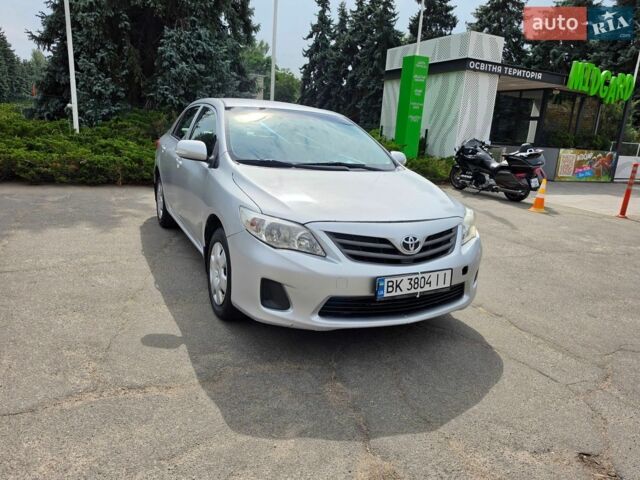 Сірий Тойота Королла, об'ємом двигуна 1.33 л та пробігом 298 тис. км за 4500 $, фото 1 на Automoto.ua