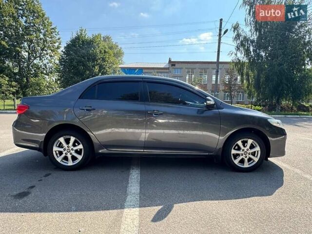 Серый Тойота Королла, объемом двигателя 1.6 л и пробегом 123 тыс. км за 10850 $, фото 1 на Automoto.ua