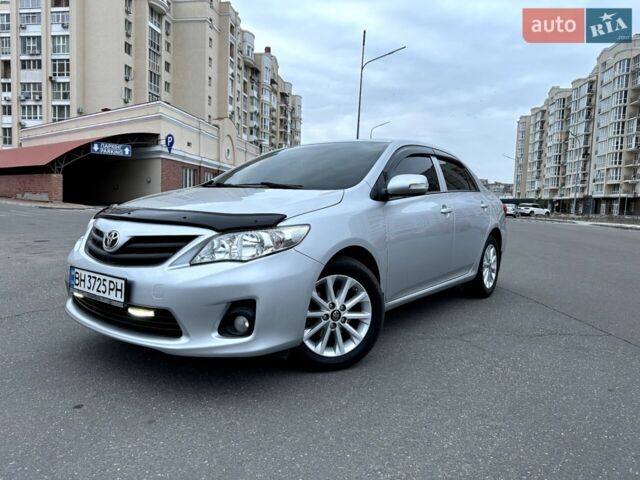 Серый Тойота Королла, объемом двигателя 1.6 л и пробегом 162 тыс. км за 10700 $, фото 1 на Automoto.ua