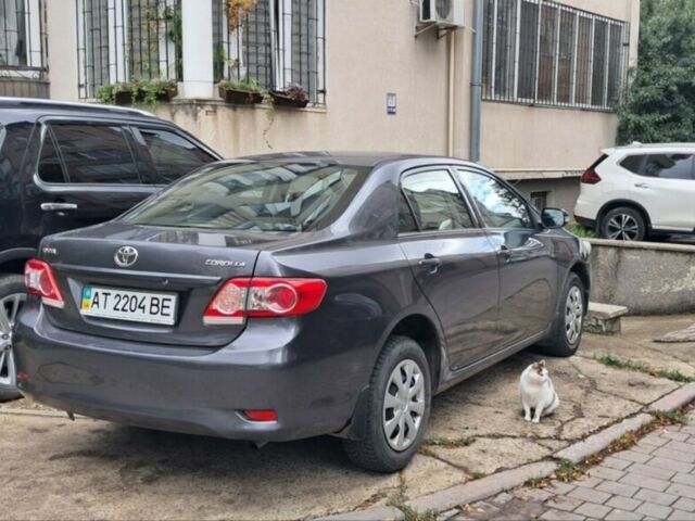 Сірий Тойота Королла, об'ємом двигуна 1.33 л та пробігом 131 тис. км за 8500 $, фото 1 на Automoto.ua