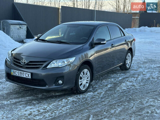 Серый Тойота Королла, объемом двигателя 1.6 л и пробегом 237 тыс. км за 8800 $, фото 1 на Automoto.ua