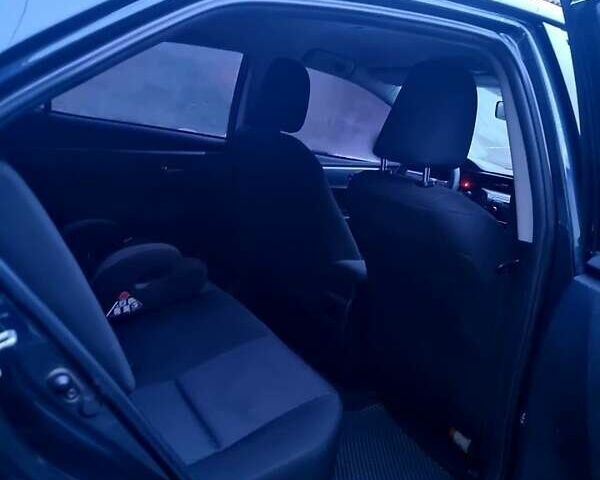 Серый Тойота Королла, объемом двигателя 1.3 л и пробегом 170 тыс. км за 9100 $, фото 1 на Automoto.ua