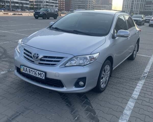Серый Тойота Королла, объемом двигателя 1.6 л и пробегом 183 тыс. км за 8999 $, фото 1 на Automoto.ua