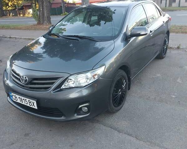 Сірий Тойота Королла, об'ємом двигуна 1.6 л та пробігом 129 тис. км за 10000 $, фото 1 на Automoto.ua